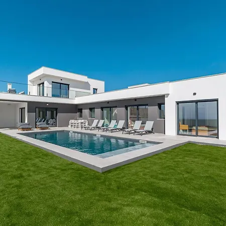 Villa Locki With Jacuzzi, Private Pool And Sea View Villa Lourinhã