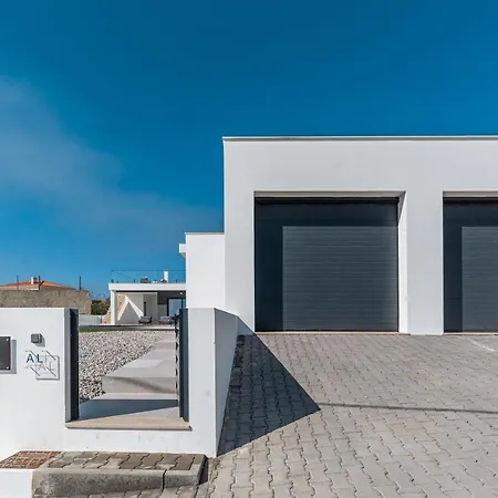Villa Locki With Jacuzzi, Private Pool And Sea View