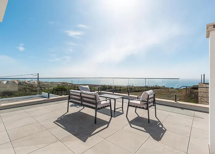 Locki With Jacuzzi And Private Pool Villa *