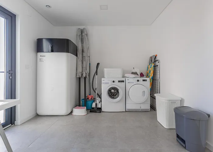 Locki With Jacuzzi And Private Pool Lourinhã