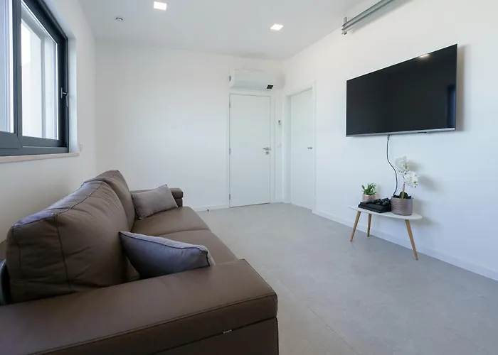 Locki With Jacuzzi And Private Pool Villa *